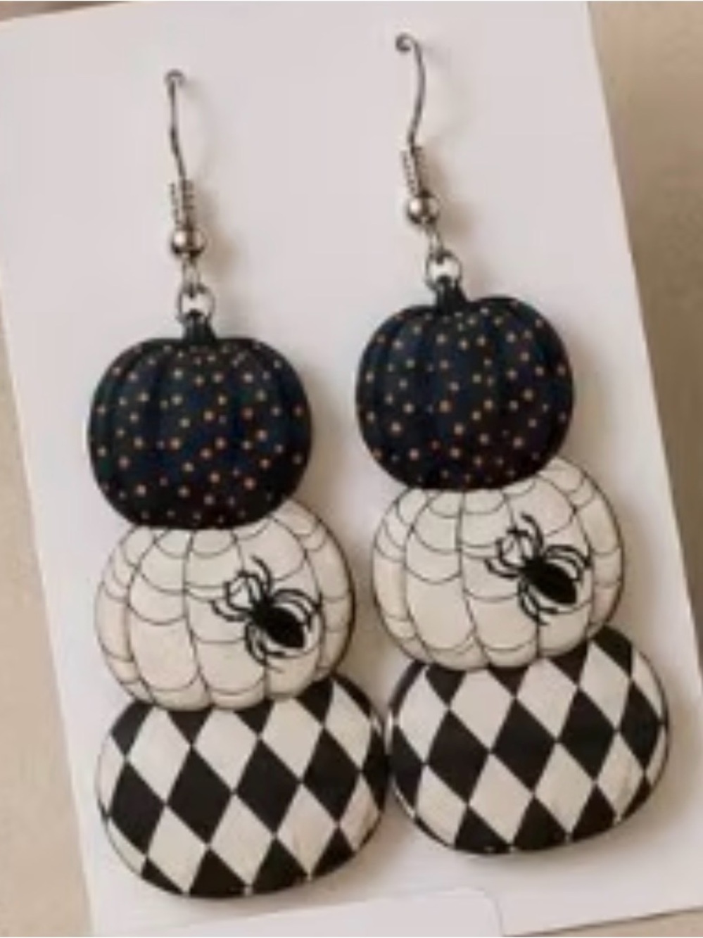 🕷️Handmade Black & White Halloween Pumpkin Dangle Earrings